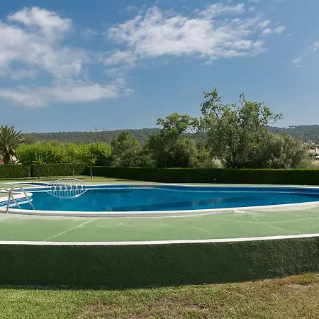Apartment 2 Bedroom Semi-detached House In Urb. Torre Gran, L'estartit. Great Garden And Community Pool Torroella De Montgri